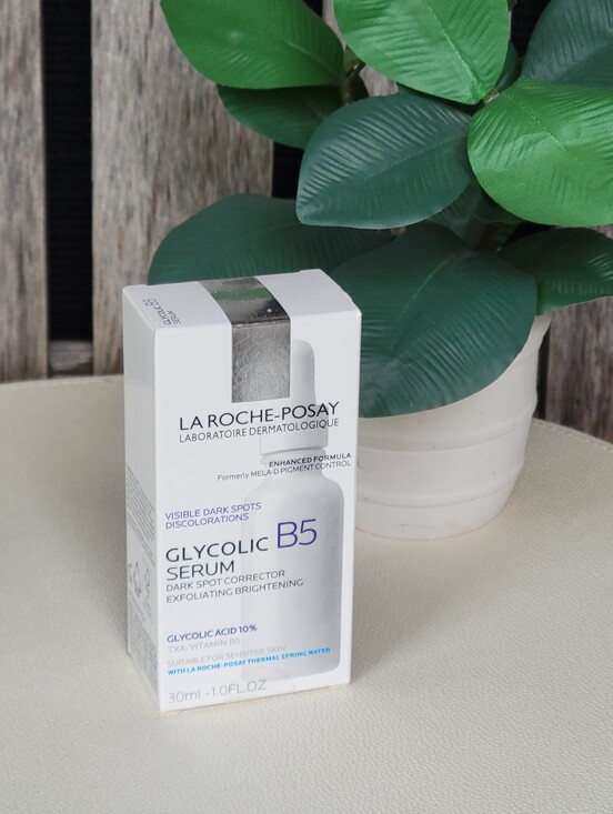 la roche-posay Other - La Roche-Posay Glycolic B5 Serum — White Brightening Face Serum
